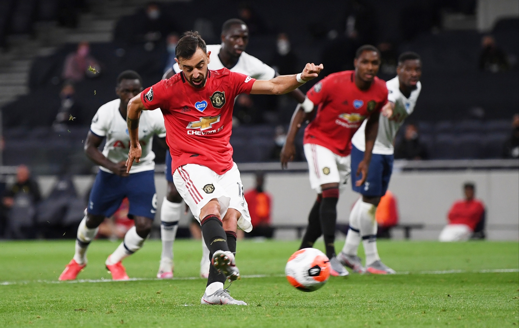 包含转会期国王杯焦点战；马德里竞技遗憾出局；态度坚定；控场能力受关注的词条-开元app