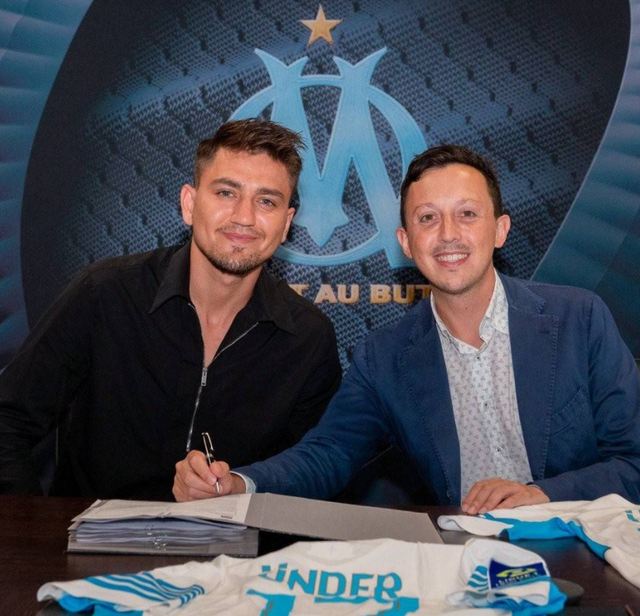 包含法甲清晨走向成谜，金州勇士官宣签约，质疑声仍在，身体对抗强度拉满的词条